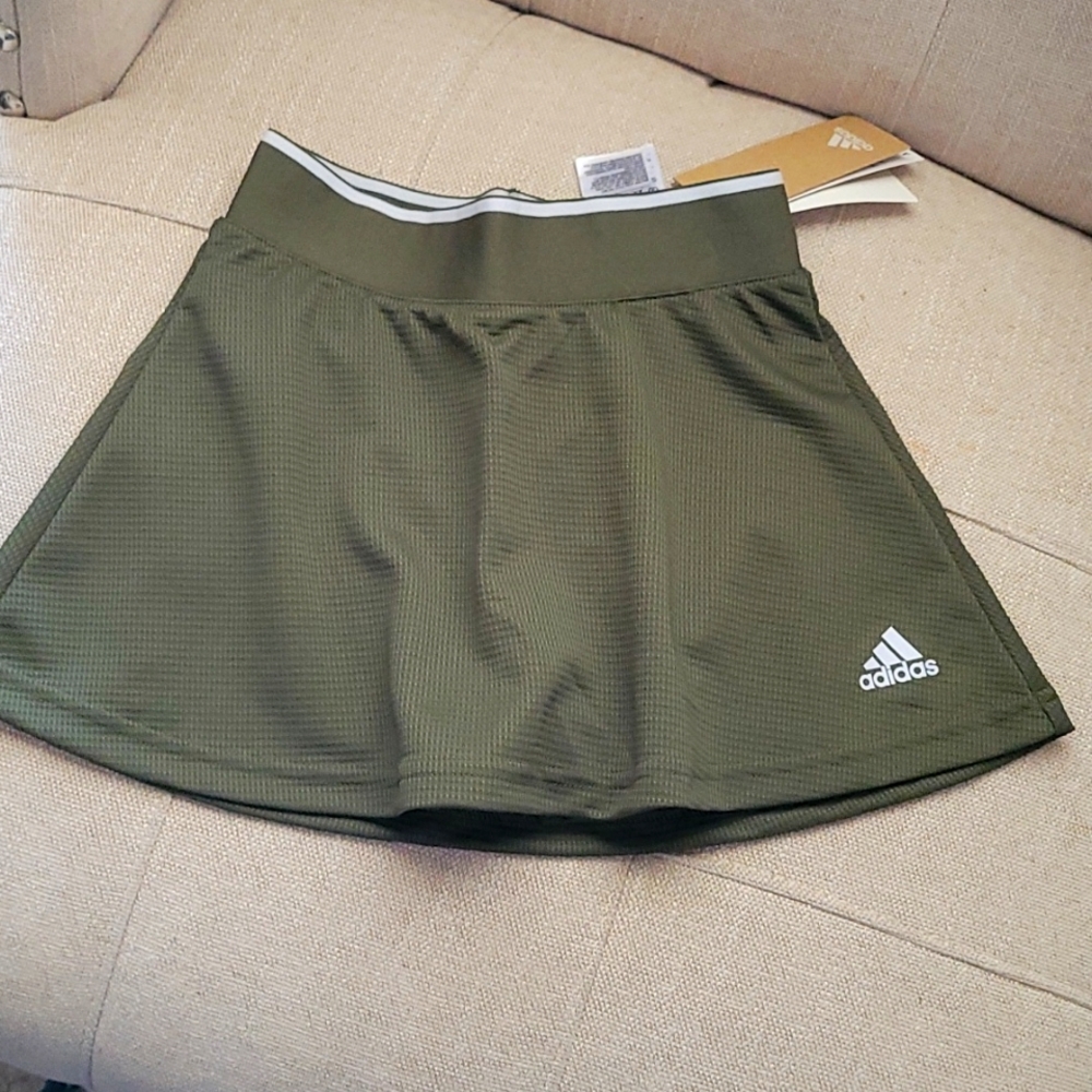 Adidas girl club skirt